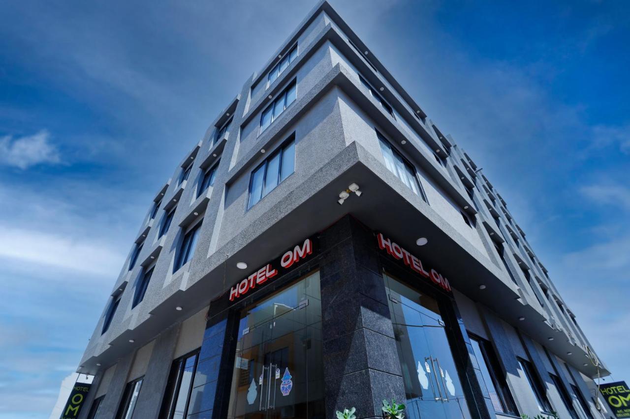 Hotel Om Somnāth Zewnętrze zdjęcie