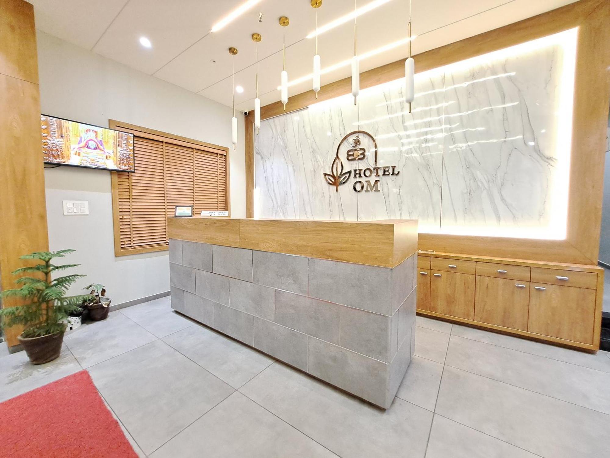 Hotel Om Somnāth Zewnętrze zdjęcie